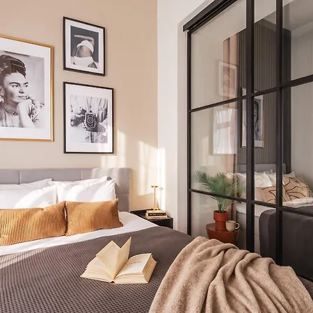 Apartment Turnkey I Republic Square *