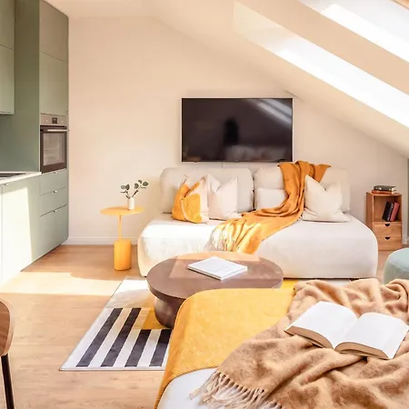 Turnkey I Republic Square Apartment