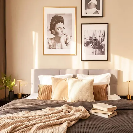 Turnkey I Republic Square Apartment