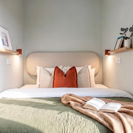 Apartment Turnkey I Republic Square Prag
