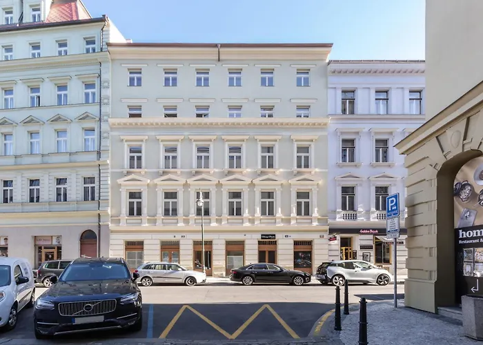 Turnkey I Republic Square
